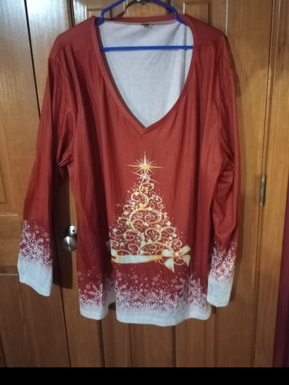 Women's Red V-Neck Holiday Tree Long-Sleeve Top